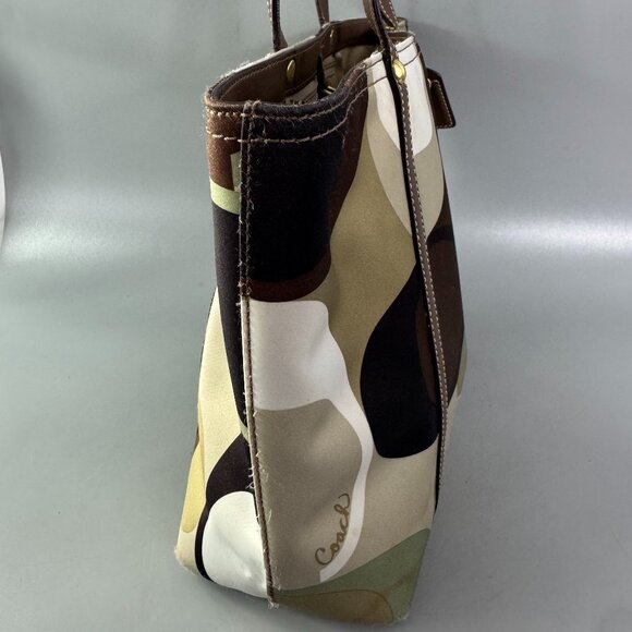 Authentic Coach No. 11116 Op Art Sateen Tote - Picture 9 of 13